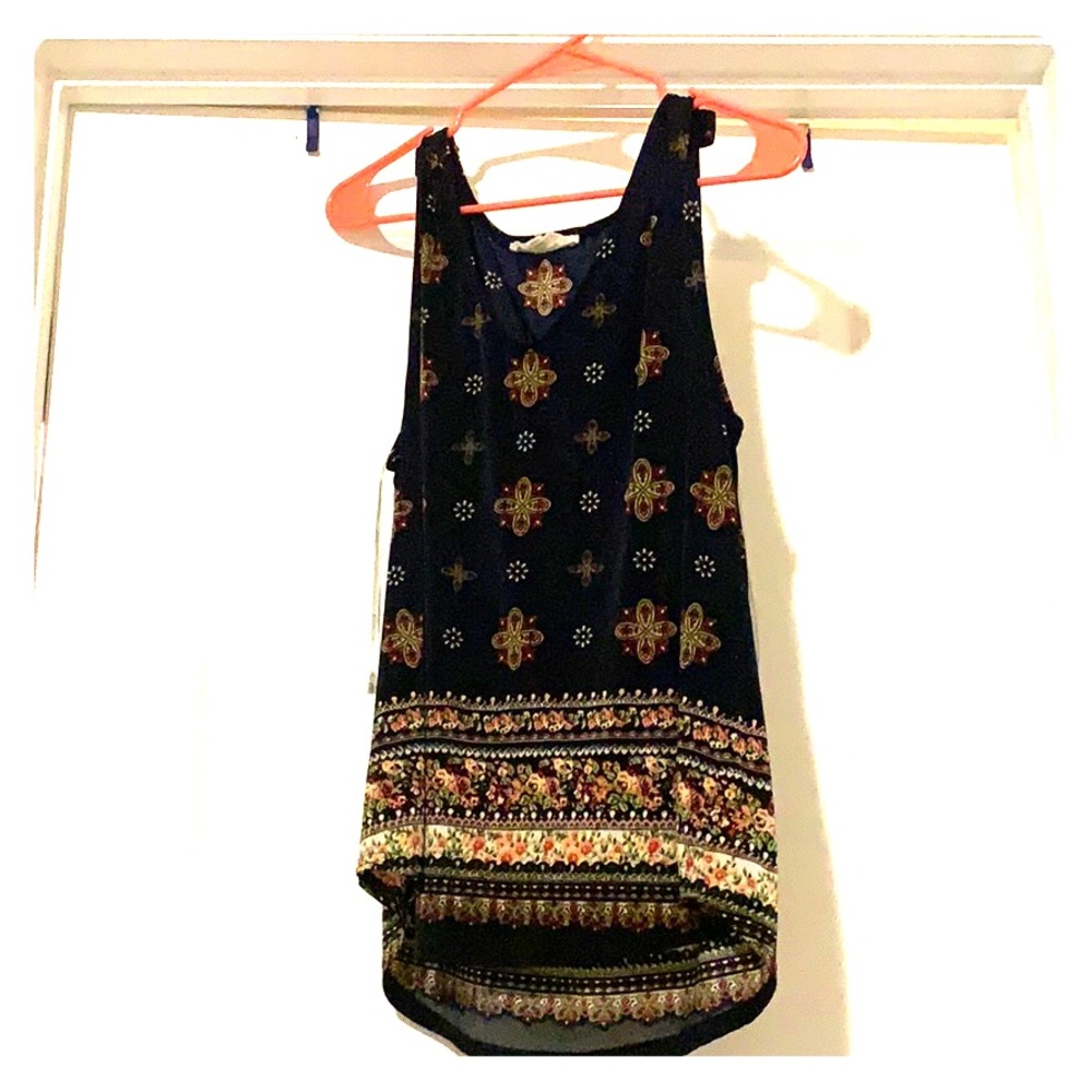 Sweet wanderer shirt size large